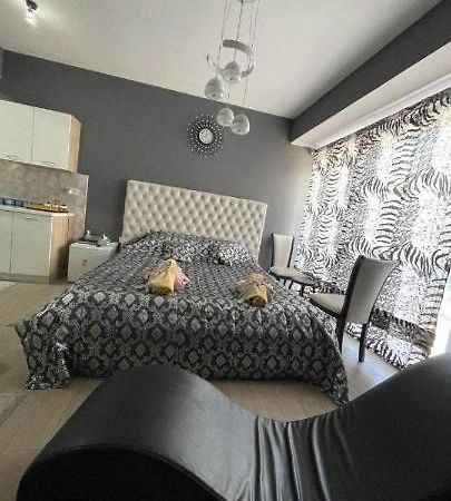 Apartmani 2 Ss Ohrid Exteriör bild
