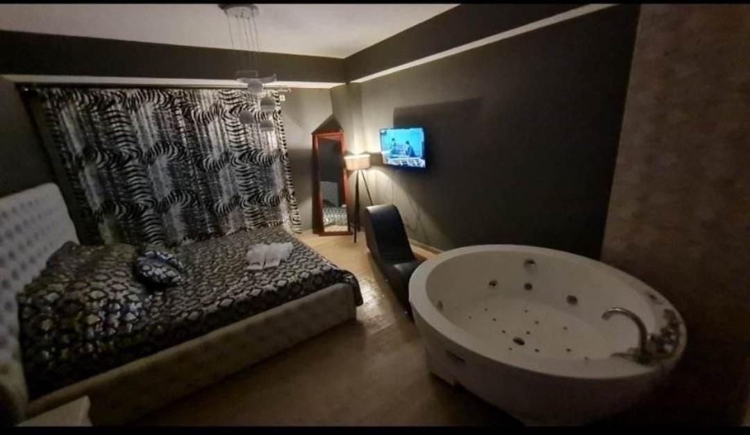 Apartmani 2 Ss Ohrid Exteriör bild