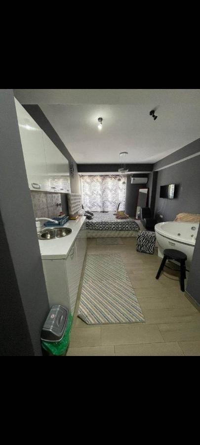 Apartmani 2 Ss Ohrid Exteriör bild